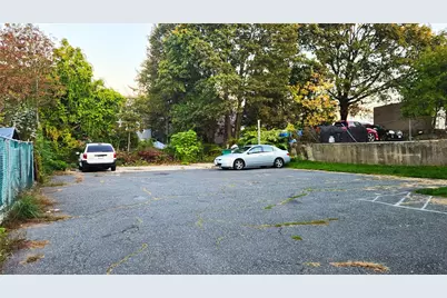 126 Welles Street, Woonsocket, RI 02895 - Photo 37