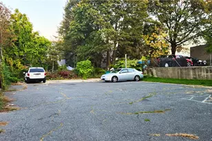 126 Welles St, Woonsocket, RI 02895 - Photo 37