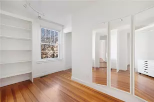 33 Evergreen St, Providence, RI 02906 - Photo 21