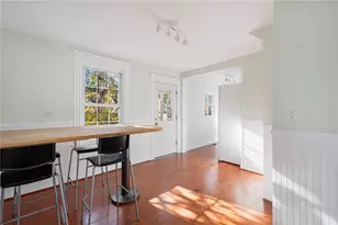 33 Evergreen St, Providence, RI 02906 - Photo 25