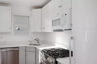 33 Evergreen Street, Providence, RI 02906 - Photo 29