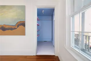 33 Evergreen St, Providence, RI 02906 - Photo 5