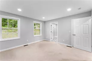 178 Highland St, Cranston, RI 02920 - Photo 27