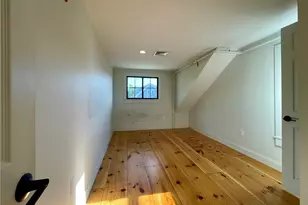 5 John St, Bristol, RI 02809 - Photo 9