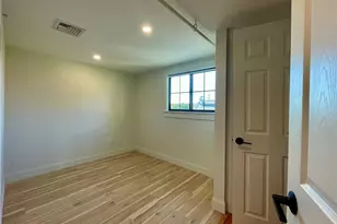 5 John St, Bristol, RI 02809 - Photo 13