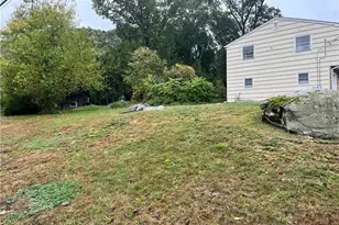 2 Cobble Hill Rd, Lincoln, RI 02865 - Photo 25