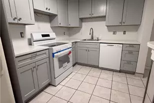 66 Girard Ave, Newport, RI 02840 - Photo 9