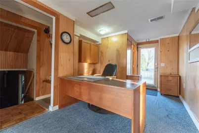 1020 Warwick Avenue, Warwick, RI 02888 - Photo 17