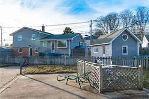 1020 Warwick Ave, Warwick, RI 02888 - Photo 13