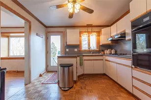 1020 Warwick Ave, Warwick, RI 02888 - Photo 27