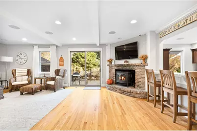 138 Carroll Avenue, Newport, RI 02840 - Photo 13