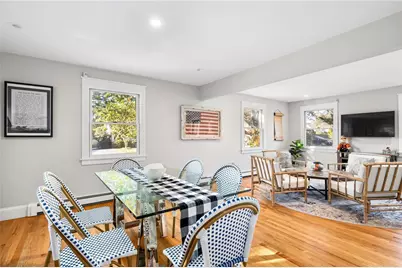 138 Carroll Avenue, Newport, RI 02840 - Photo 21