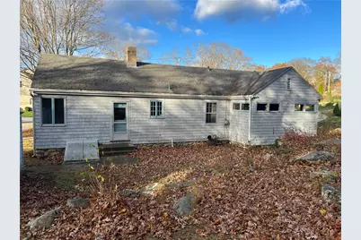 11 Hubbard Street, Westerly, RI 02891 - Photo 3