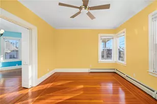 73 Bayside Ave, Warwick, RI 02888 - Photo 9