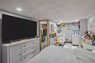 94 Potters Ave, Providence, RI 02905 - Photo 21