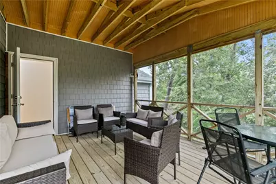 190 Railroad Avenue, Portsmouth, RI 02871 - Photo 17