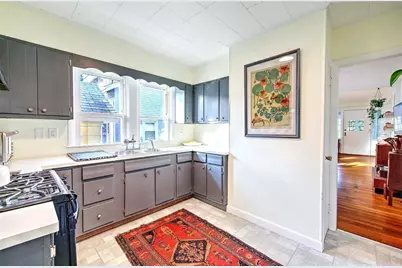 31 Mount Hope Avenue, Providence, RI 02906 - Photo 17