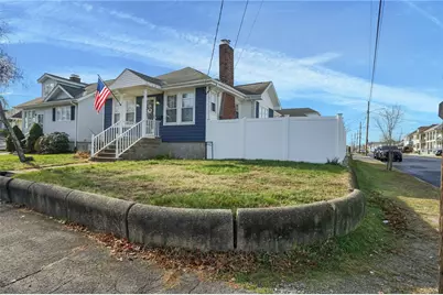 496 Daggett Avenue, Pawtucket, RI 02861 - Photo 41
