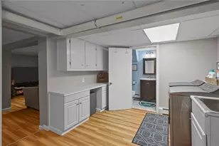 496 Daggett Ave, Pawtucket, RI 02861 - Photo 33