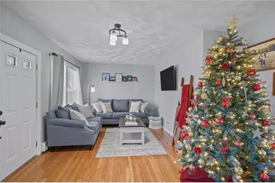 496 Daggett Avenue, Pawtucket, RI 02861 - Photo 5