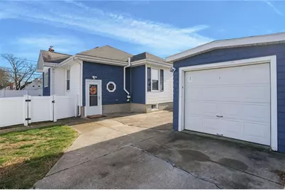 496 Daggett Avenue, Pawtucket, RI 02861 - Photo 37