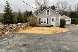 922 Plainfield Pike, Scituate, RI 02857 - Photo 5
