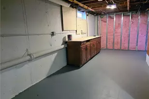 38 Brettonwoods Dr, Cranston, RI 02920 - Photo 23