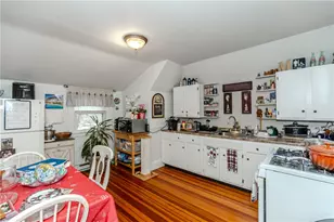 357 Warwick Neck Ave, Warwick, RI 02889 - Photo 23