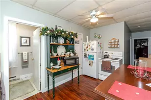 357 Warwick Neck Ave, Warwick, RI 02889 - Photo 7