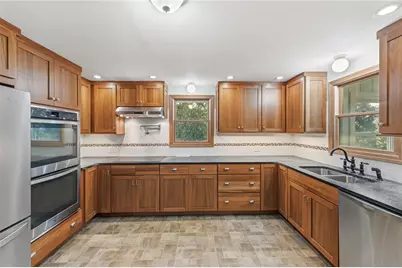 382 Beavertail Road, Jamestown, RI 02835 - Photo 9