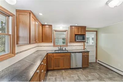 382 Beavertail Road, Jamestown, RI 02835 - Photo 11