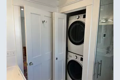 76 Memorial Boulevard #Rear, Newport, RI 02840 - Photo 21