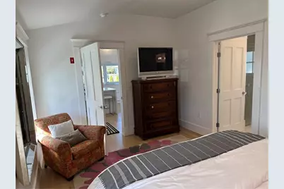 76 Memorial Boulevard #Rear, Newport, RI 02840 - Photo 17