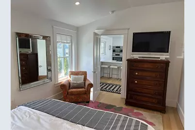 76 Memorial Boulevard #Rear, Newport, RI 02840 - Photo 13