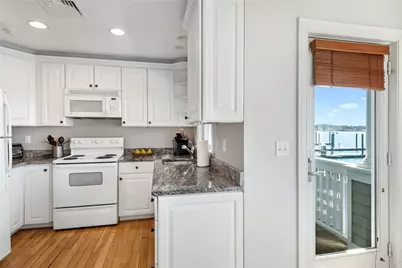 21 Brown and Howard, Newport, RI 02840 - Photo 11