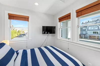 21 Brown and Howard, Newport, RI 02840 - Photo 19