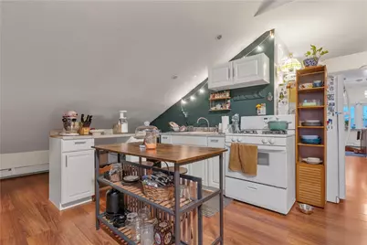 236 Broadway Street, Providence, RI 02903 - Photo 7