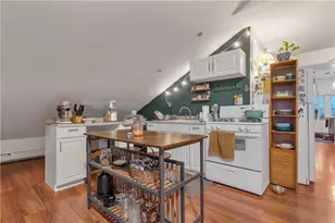 236 Broadway St, Providence, RI 02903 - Photo 7