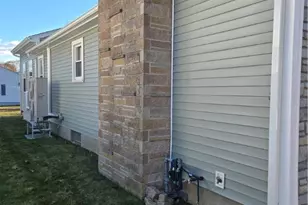 29 Dakota St, Providence, RI 02904 - Photo 19