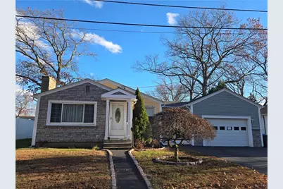 29 Dakota Street, Providence, RI 02904 - Photo 1