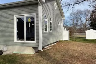 29 Dakota St, Providence, RI 02904 - Photo 21