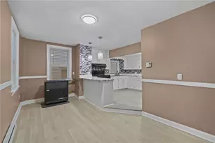 752 Social St, Woonsocket, RI 02895 - Photo 7