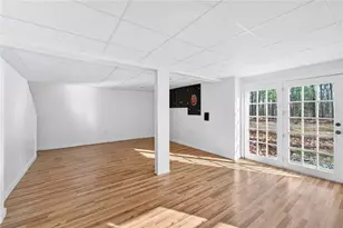 94 Quaker Ln, Scituate, RI 02857 - Photo 19