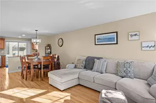 407 Pinewood Dr, Smithfield, RI 02917 - Photo 7