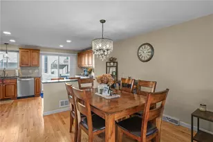 407 Pinewood Dr, Smithfield, RI 02917 - Photo 9