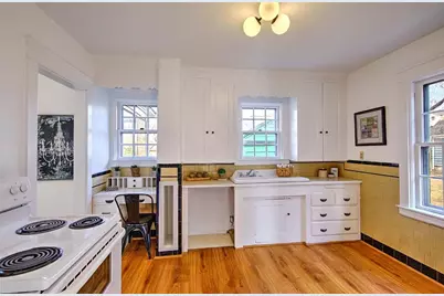 89 Dexterdale Road, Providence, RI 02906 - Photo 19