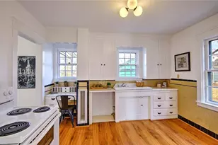 89 Dexterdale Rd, Providence, RI 02906 - Photo 19