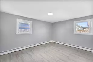 23 Columbus Ave, Johnston, RI 02919 - Photo 15