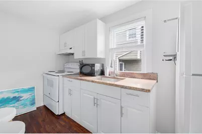 66 Knowlesway #Upper unit, Narragansett, RI 02882 - Photo 13