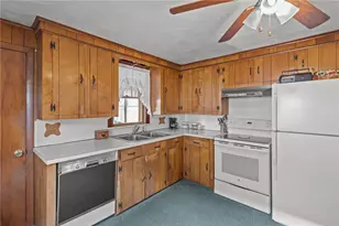 75 Dale Ave, Cranston, RI 02910 - Photo 7